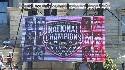 Image for story: GALLERY: South Carolina Gamecocks national championship parade