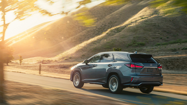 2020 Lexus RX{ } (Image courtesy of Toyota Motor Sales, USA)