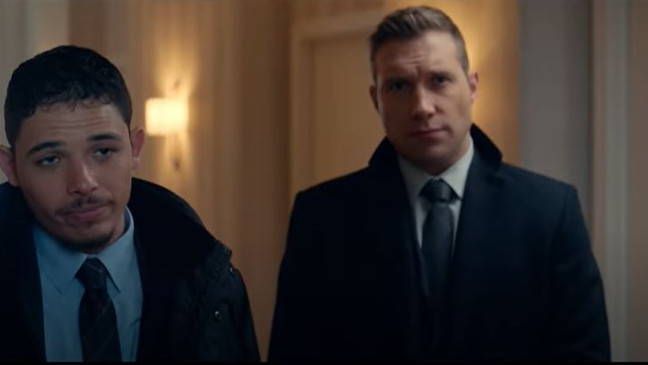 Anthony Ramos and Jai Courtney{&nbsp;}in "Honest Thief" (Photo: Briarcliff Entertainment) 