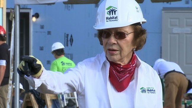 FILE - Former U.S. First Lady Rosalynn Carter helps build a home in Memphis, Tenn., for Habitat for Humanity on Aug. 22, 2016. (AP Photo/Alex Sanz, file)