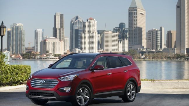 2013 Hyundai Santa Fe{&nbsp;} (Image courtesy of Hyundai Motor America)