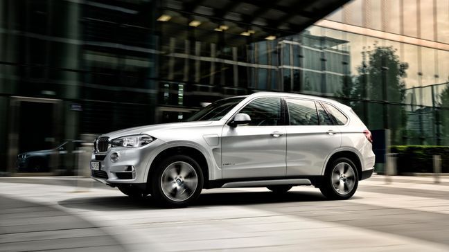 2017 BMW X5 xDrive 40e (Image courtesy of BMW USA)