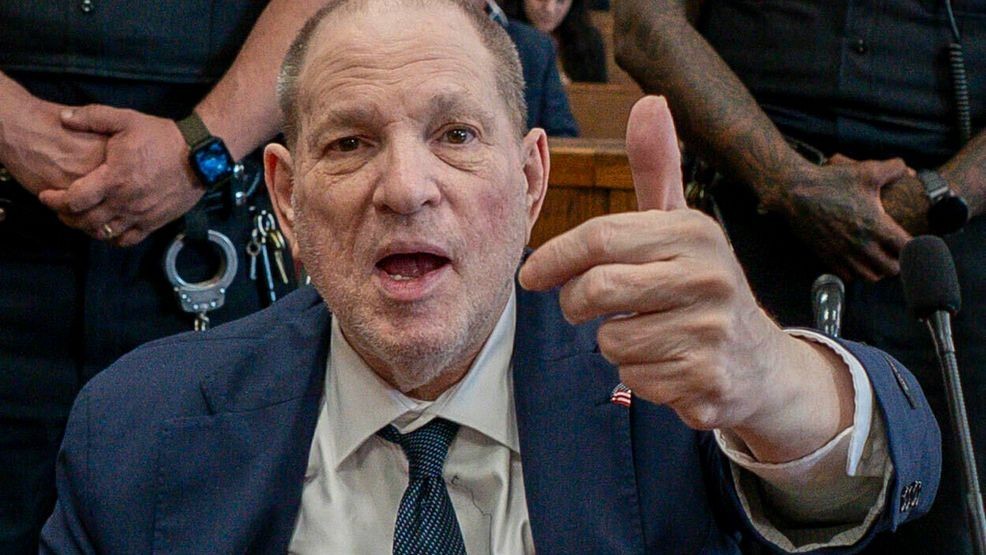 Image for story: Weinstein case judge declares mistrial on rape charge as jury foreperson won't deliberate