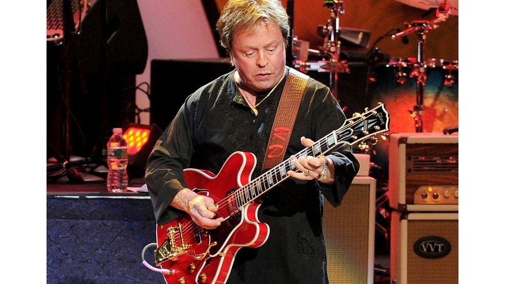 Image for story: Rick Derringer, famed for 'Hang On Sloopy,' dies at 77