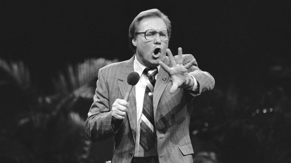 Image for story: Jimmy Swaggart, televangelist ousted from ministry for prostitution scandal, dies at 90