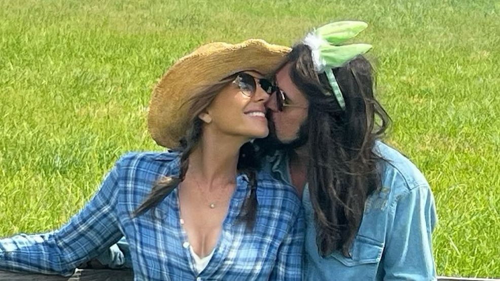 Image for story: 6 Surprising celebrity couples of 2025 who you never saw coming