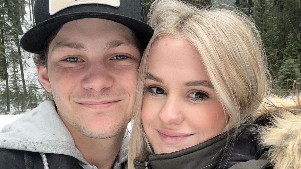 Image for story: 'Young Sheldon' alum marries high school sweetheart in 'cowboy' themed Texas wedding