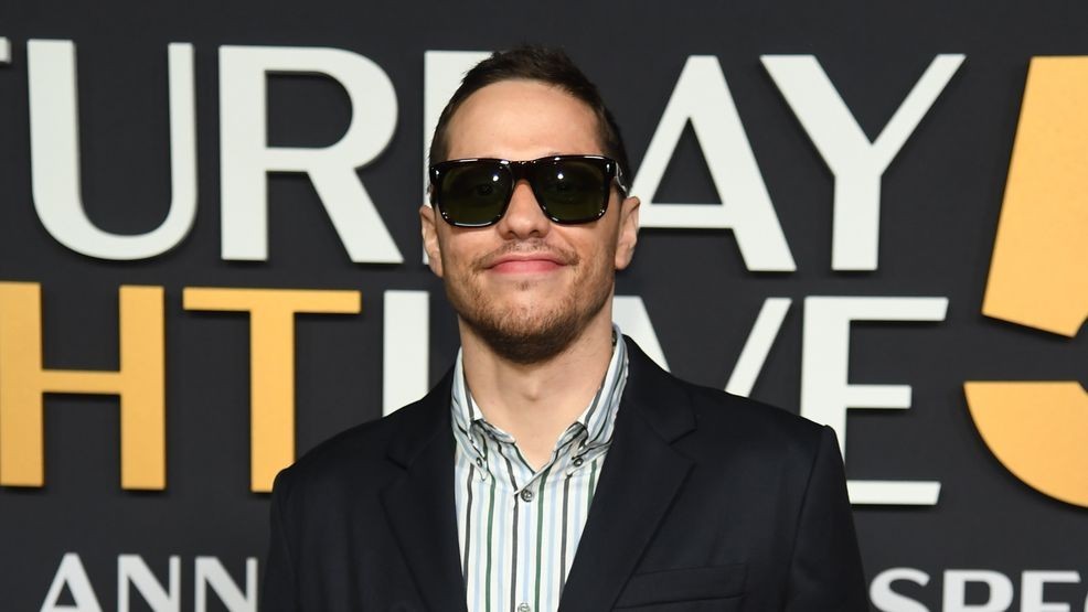 Image for story: Pete Davidson says 'SNL 50' star-studded audience was 'terrible' but loved this one star