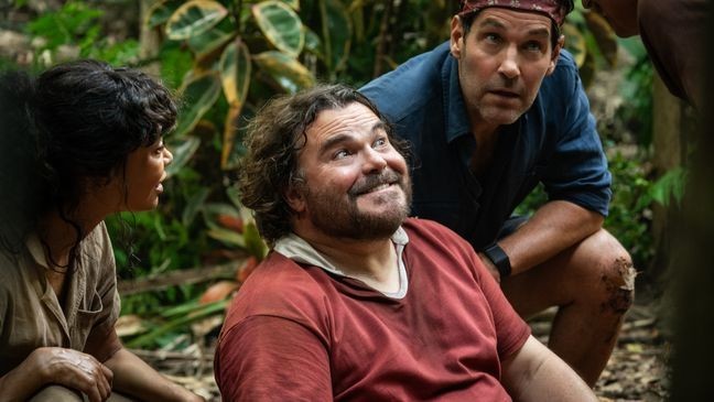 {p}Claire (Thandiwe Newton), Doug (Jack Black), Griff (Paul Rudd) and Kenny (Steve Zahn) in Columbia Pictures' ANACONDA.{&nbsp;}(© 2025 CTMG, Inc. All Rights Reserved.){/p}