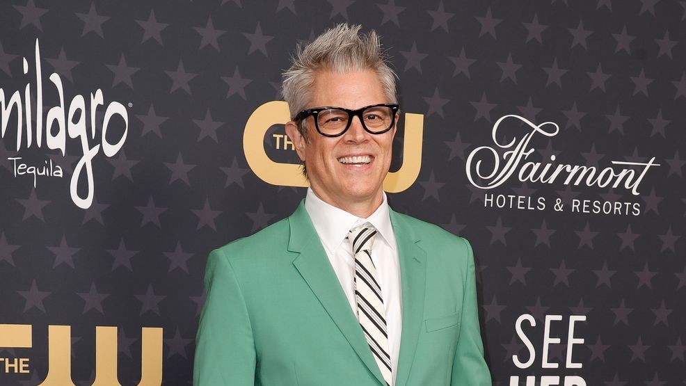 Image for story: Johnny Knoxville to narrate 'Hillbilly Heist' true crime podcast from 'SmartLess' team