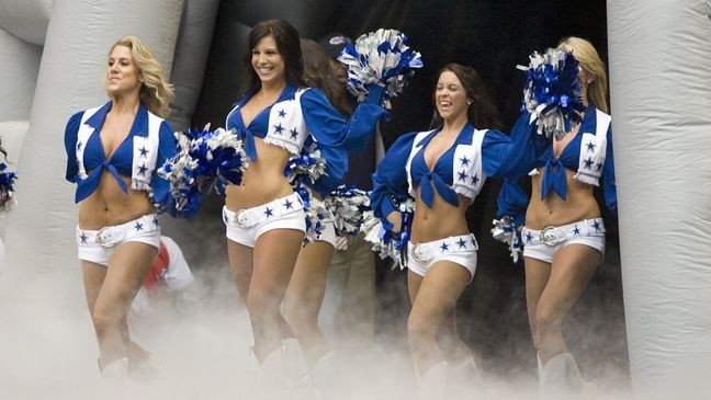 IRVING, TX - AUGUST 18: Dallas Cowboy cheerleaders perform during a preseason game against the Denver Broncos at Texas Stadium on August 18, 2007 in Irving, Texas. (Photo by Dave Einsel/Getty Images)