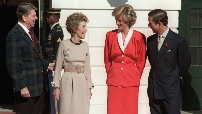 US President Ronald Reagan and his wife Nancy welcome Princess Diana and Prince Charles on November 9, 1985 to the White House. (Photo credit should read DON RYPKA/AFP via Getty Images)