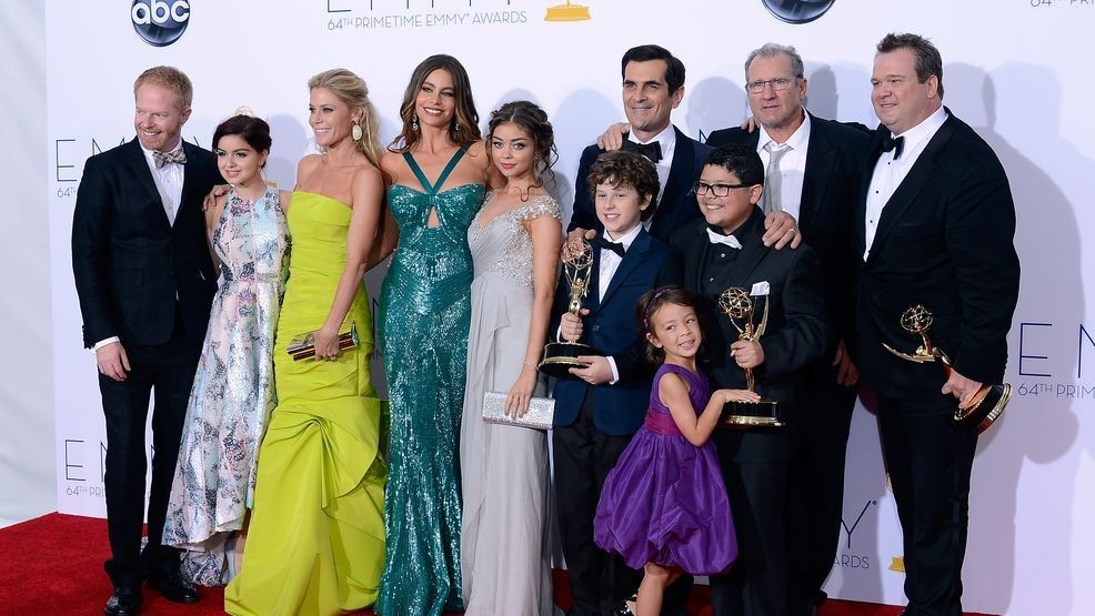 Image for story: 'Modern Family' star comes out as bisexual