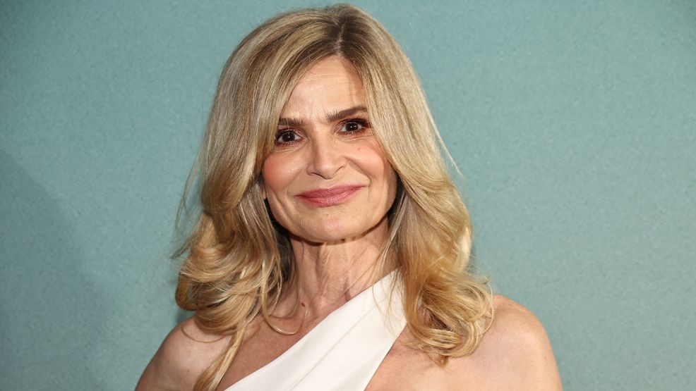 Image for story: 'The Summer I Turned Pretty’ warns superfans to keep themselves in check this summer