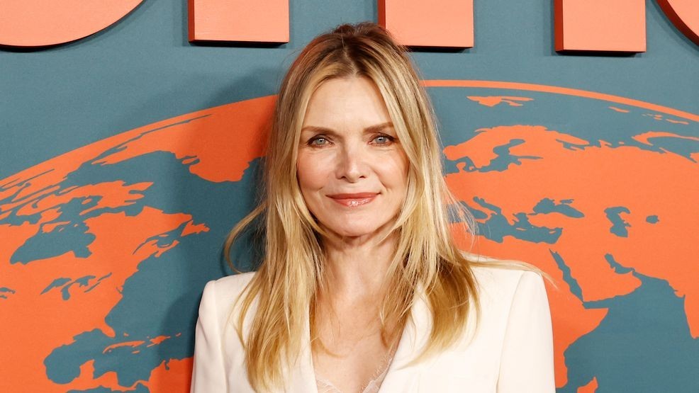 Image for story: Michelle Pfeiffer slams Bill Gates