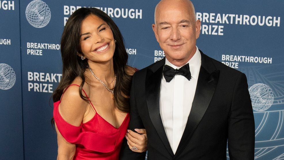 Image for story: Jeff Bezos and Lauren Sanchez’s wedding - by the numbers (and it’s shocking!)