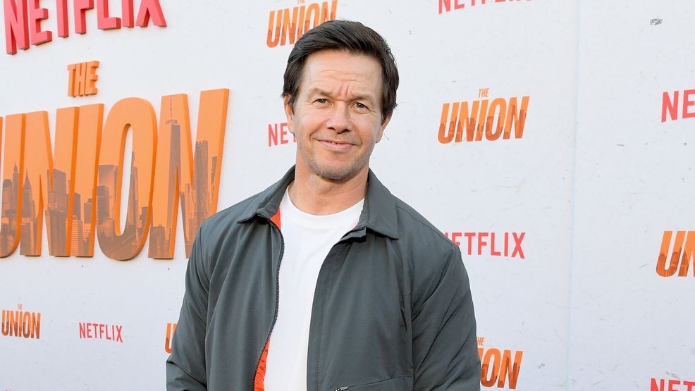 Image for story: Mark Wahlberg is wary of his daughter participating in 'most dangerous' sport after injury