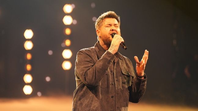 Star Search Live. Bear Bailey in episode 102 of Star Search Live. Cr. Kit Karzen/Netflix © 2026