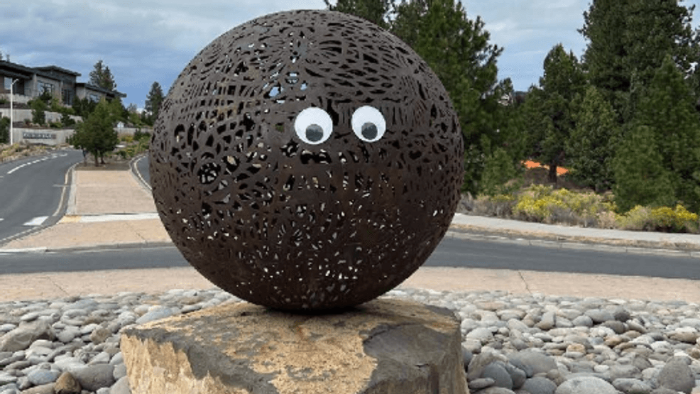 Image for story: Authorities asking people to stop putting googly eyes around city