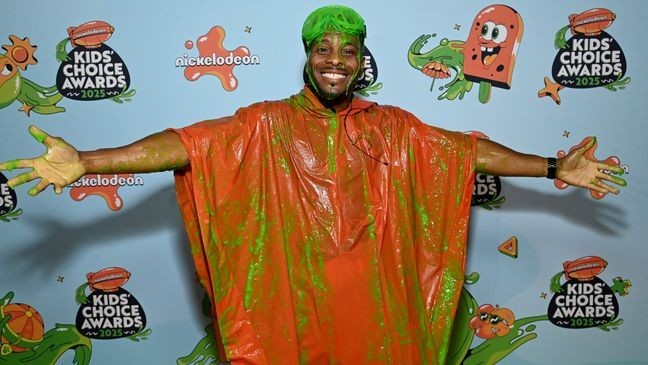 Kel Mitchell post-sliming at the Nickelodeon Kids' Choice Awards 2025 at Barker Hangar on June 21, 2025 in Santa Monica, California. (Photo by Jon Kopaloff/Getty Images for Nickelodeon)