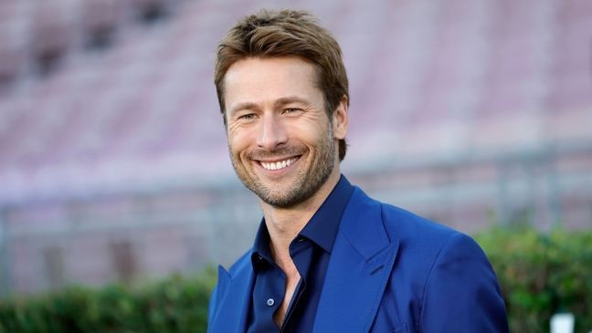 PASADENA, CALIFORNIA - SEPTEMBER 25: Glen Powell attends the Red Carpet Premiere of Hulu's "Chad Powers" at Rose Bowl Stadium on September 25, 2025 in Pasadena, California. (Photo by Frazer Harrison/Getty Images)