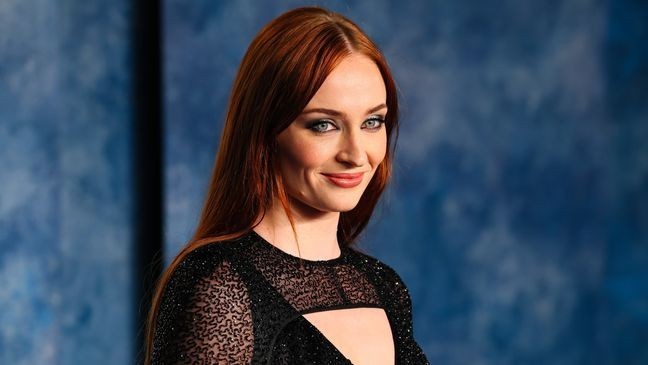 BEVERLY HILLS, CALIFORNIA - MARCH 12: Sophie Turner attends the 2023 Vanity Fair Oscar Party Hosted By Radhika Jones at Wallis Annenberg Center for the Performing Arts on March 12, 2023 in Beverly Hills, California. (Photo by Leon Bennett/FilmMagic)