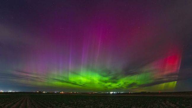 {p}Image of the Northern Lights seen from Moses Lake. (Photo: Kevin Roylance / KOMO #SoNorthwest Photography){/p}