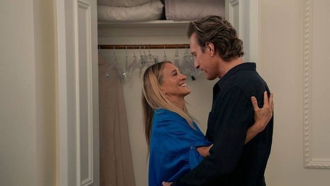 Are Carrie (Sarah Jessica Parker) and Aiden (John Corbett) forcing their relationship to work? ( Credit:{&nbsp;}Craig Blankenhorn/HBO Max)