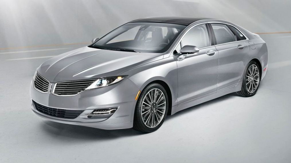 2015 Lincoln MKZ{&nbsp;} (Image courtesy of Lincoln Motor Co.)