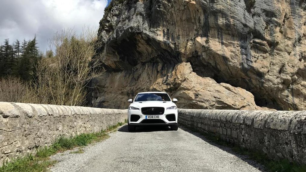 2019 Jaguar F-Pace SVR (Sinclair Broadcast Group / Jill Ciminillo)