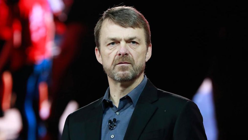 In this file photo dated Monday, Jan. 15, 2018, Mike Manley, head of Jeep brand, addresses the media during the North American International Auto Show, in Detroit, USA.  The Fiat Chrysler's board on Saturday July 20, 2018, has recommended Jeep executive Mike Manley to replace seriously ill CEO Sergio Marchionne. (AP Photo/Carlos Osorio)