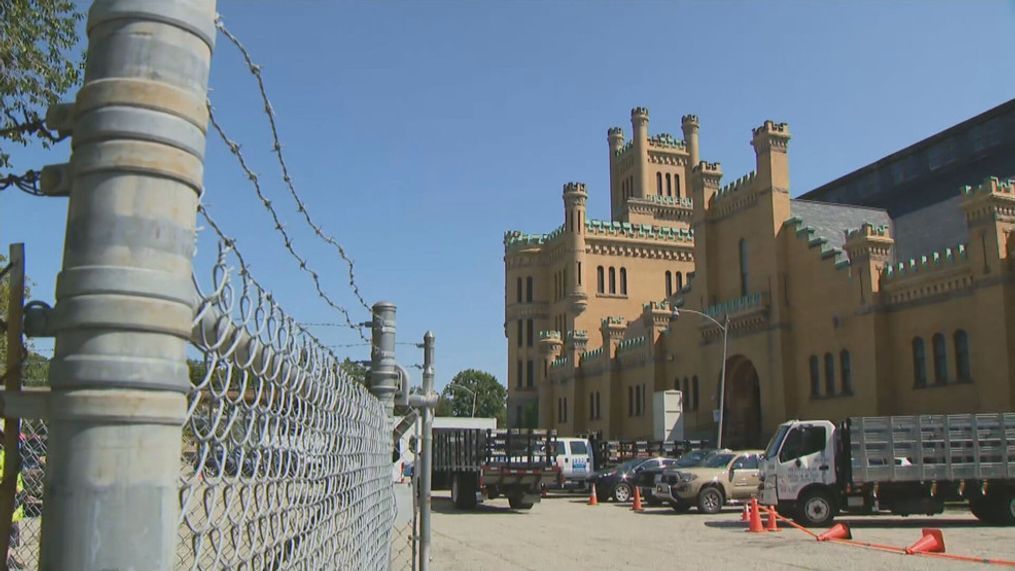 {p}This is an image of the Cranston Street Armory in Providence, which will serve as one of the locations where Hocus Pocus 2 will be filmed. (WJAR){/p}