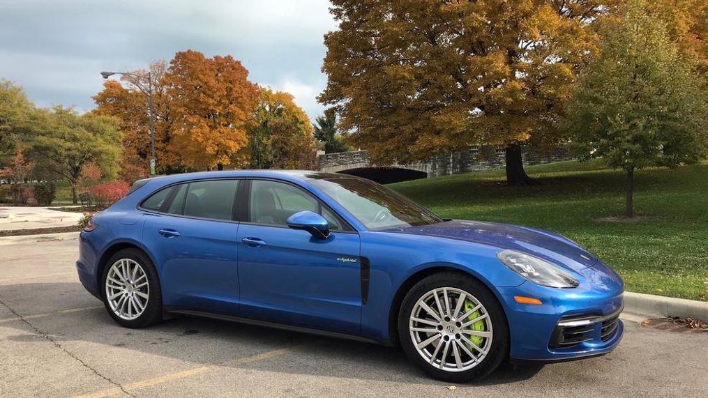 2018 Porsche Panamera Sport Turismo E-Hybrid (Sinclair Broadcast Group / Jill Ciminillo)