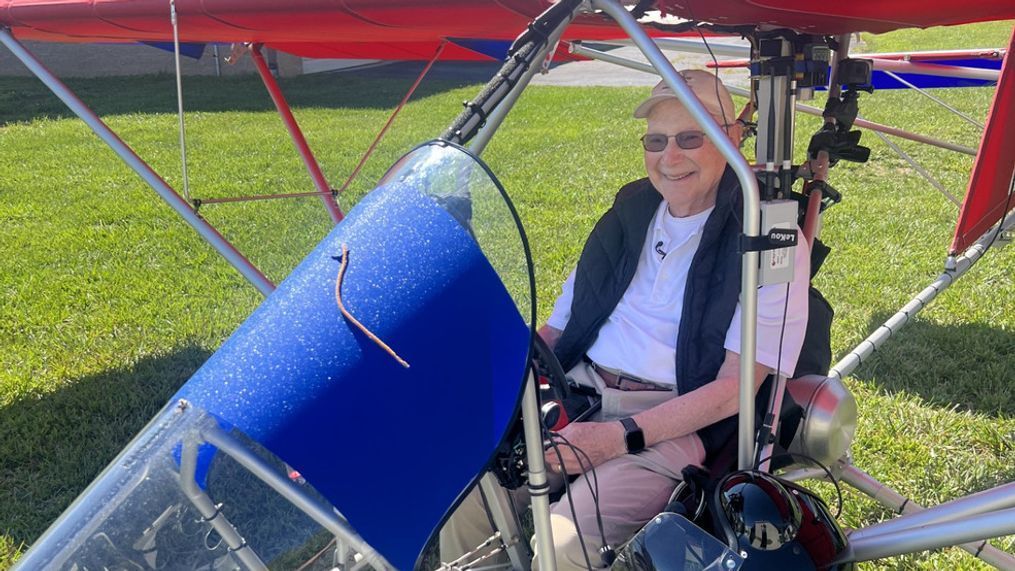 Sid Tolchin, a retired U.S. Navy Captain, pilots an Aerolite in Hendersonville, North Carolina. (Photo: WLOS Staff)