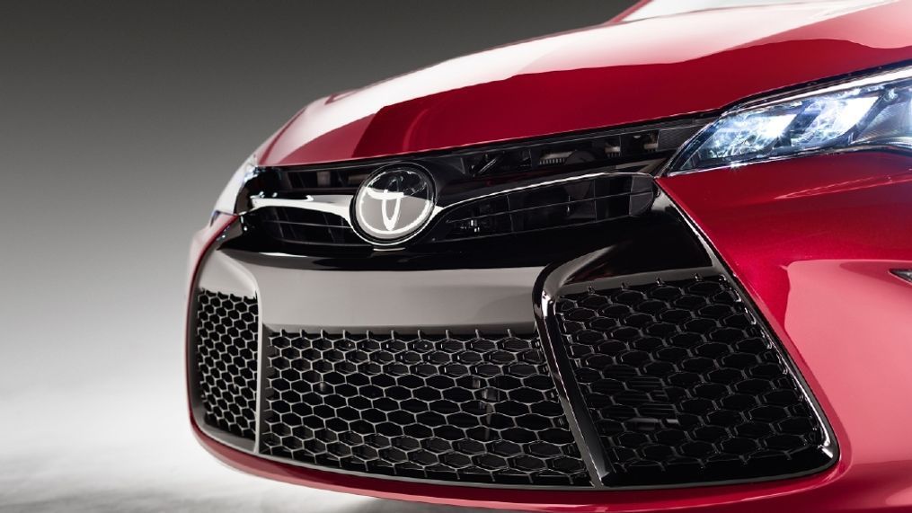 Grille of the 2016 Toyota Corolla (Photo courtesy of Toyota Motor Sales, USA)