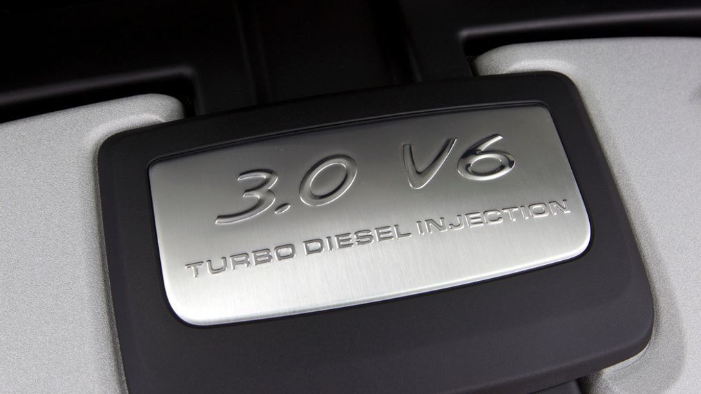 Porsche Cayenne 3.0-liter V-6 diesel engine{&nbsp;} (Image courtesy of Porsche Cars North America)