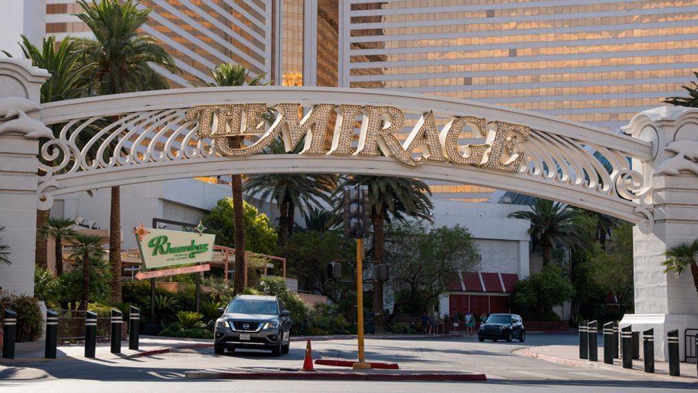 The Mirage on the Las Vegas Strip during a summer heat wave on Tuesday, July 9, 2024 in Las Vegas. (Mingson Lau/KSNV)