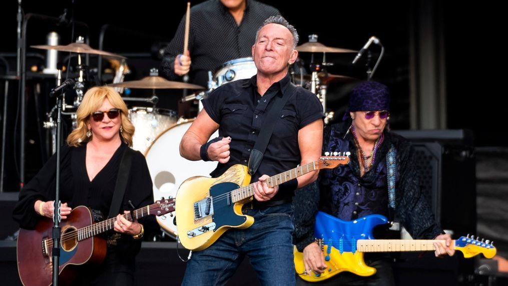 Bruce Springsteen and Soozie Tyrell and Steven Van Zandt of the E Street Band perform at BST Hyde Park Festival 2023 at Hyde Park on July 06, 2023 in London, England. (Photo by Matthew Baker/Getty Images)