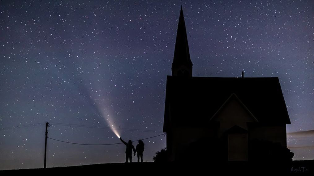 Comet NEOWISE as it sits low on the horizon near a church in Eastern Washington. (Photo: Quynh T. Ton)