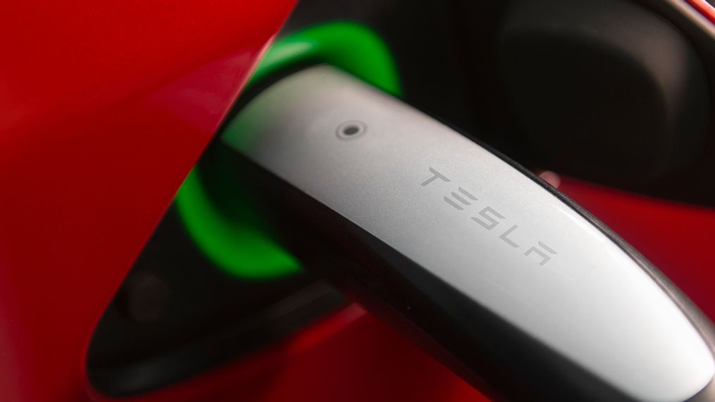 Tesla Supercharger (Image courtesy of Tesla Inc.)