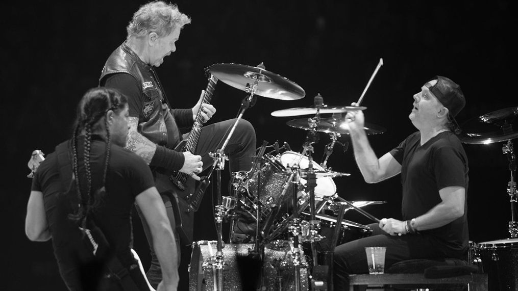 FILE -{&nbsp;}Pooch sneaks into Metallica concert, jams out with the crowd in Los Angeles (Photo by Tristan Fortsch for KATU News on December 5, 2018)