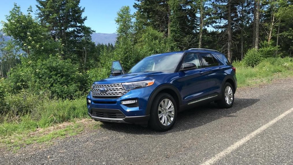 2020 Ford Explorer Hybrid (Sinclair Broadcast Group / Jill Ciminillo)