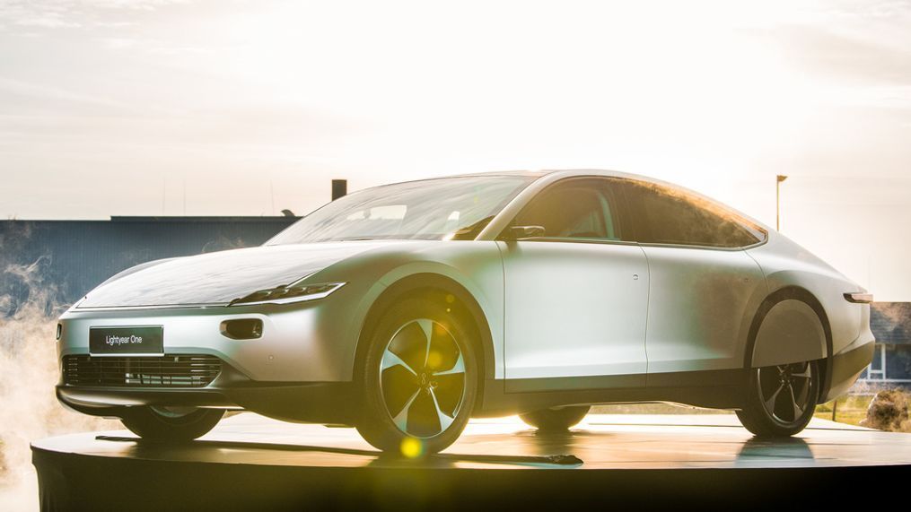 The first long-range solar car, dubbed Lightyear One, was unveiled this week in the Netherlands. (© Twycer / www.twycer.nl)