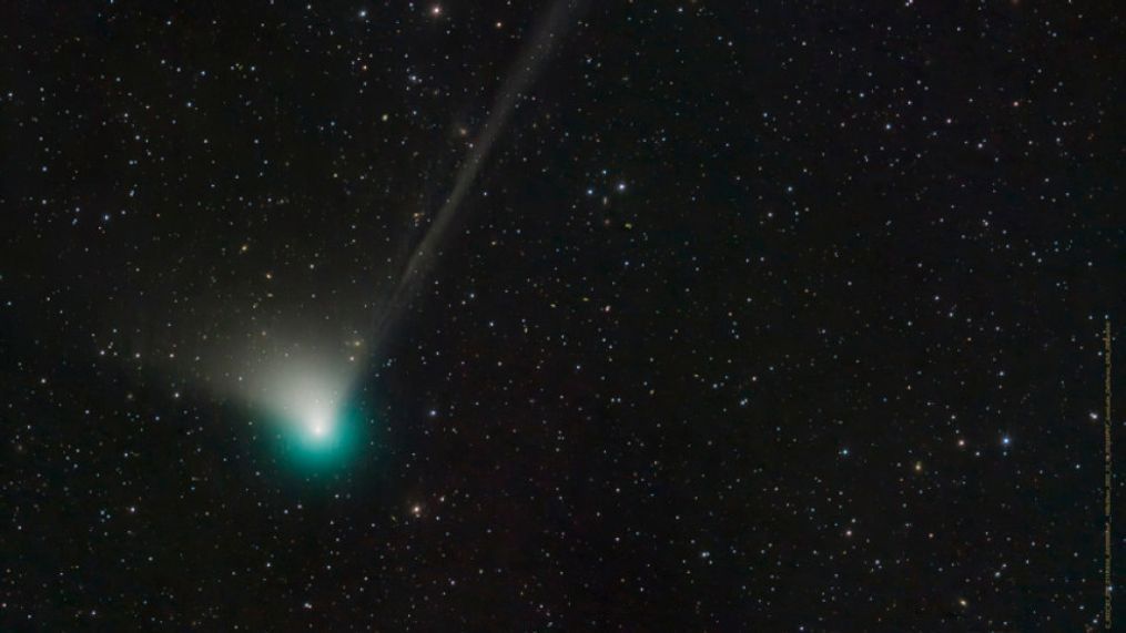 This photo provided by Dan Bartlett shows comet C/2022 E3 (ZTF) on Dec. 19, 2022.{&nbsp;} (Dan Bartlett via AP)