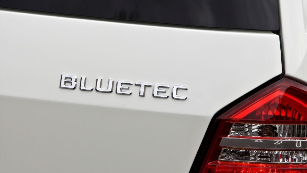 Mercedes-Benz GL320 BlueTEC (Image courtesy of Mercedes-B