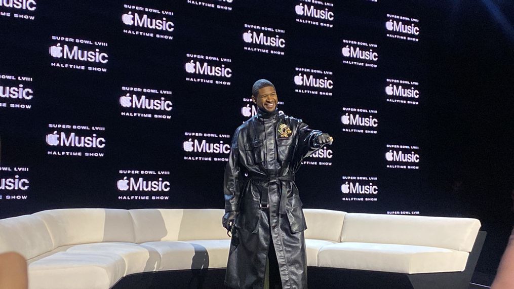 Usher speaks at Apple Music Super Bowl LVIII Halftime Show Press Conference on Thursday, February 8, 2024. (Photo credit: Gabrielle Zabat | KSNV)