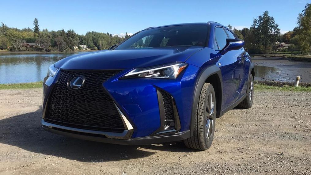 2019 Lexus UX F-Sport (Sinclair Broadcast Group / Jill Ciminillo)