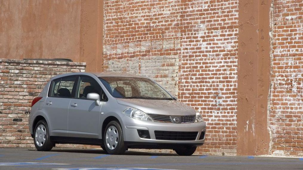 2007 Nissan Versa Hatchback (Image courtesy of Nissan North America)