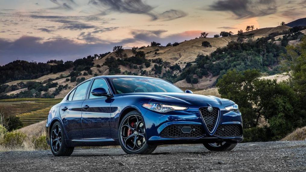 2018 Alfa Romeo Giulia Ti{&nbsp;} (Image courtesy of Fiat Chrysler Automobiles)