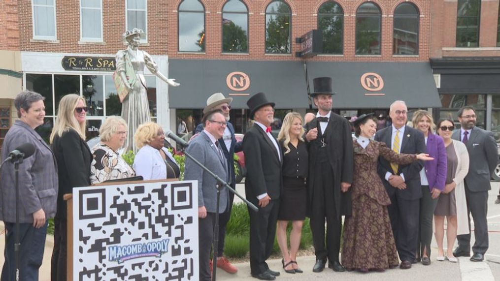 Illinois city unveils life-size Monopoly game board in tribute to local creator (KHQA)